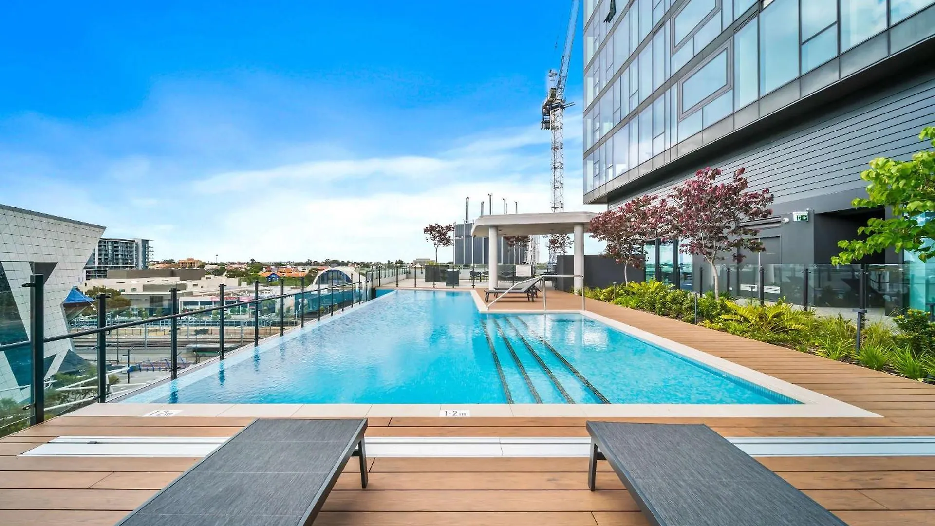 Apartment Luxurious 1 Bedroom Perth Cbd