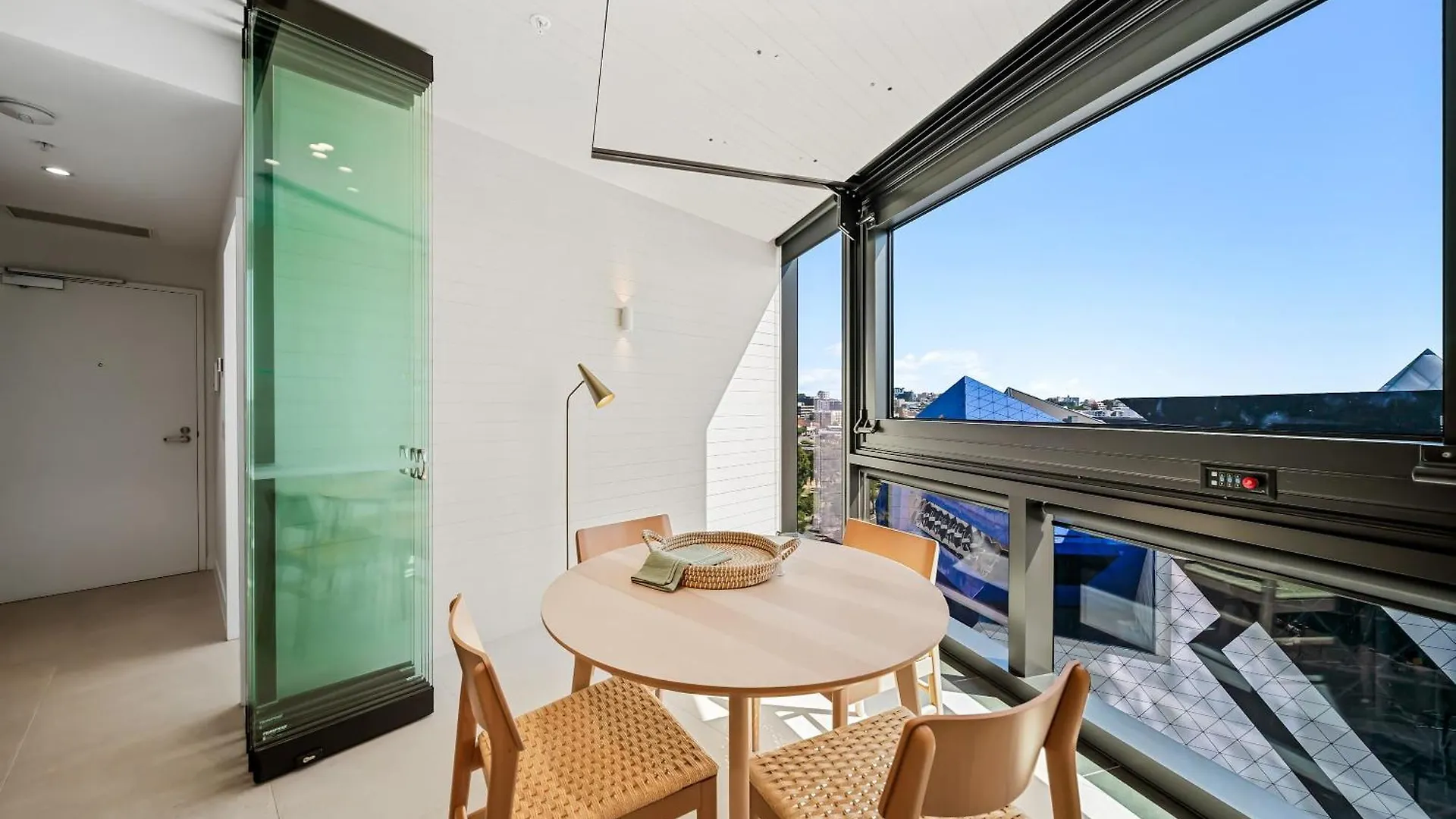 Luxurious 1 Bedroom Perth Cbd Australia